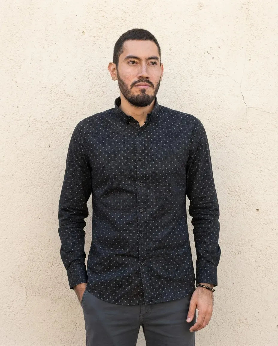 Camisa Moonkey Manga Larga Figuras Negro — Iron Mist